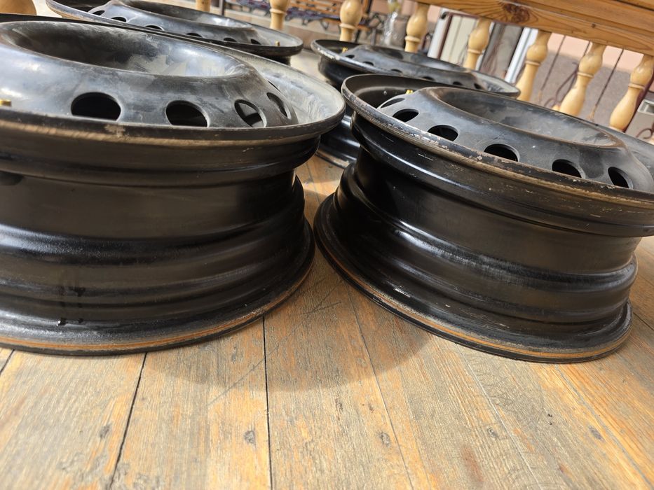 R14 diskalar yangidek turibdi ideal