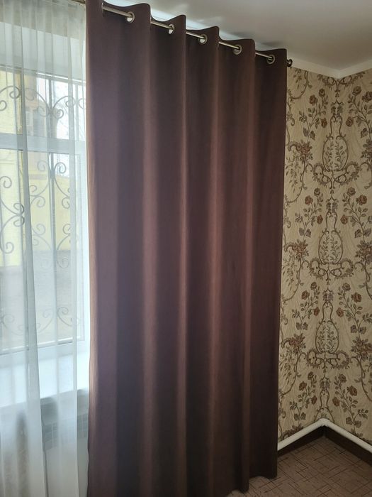 Продаются  ш т о р ы.