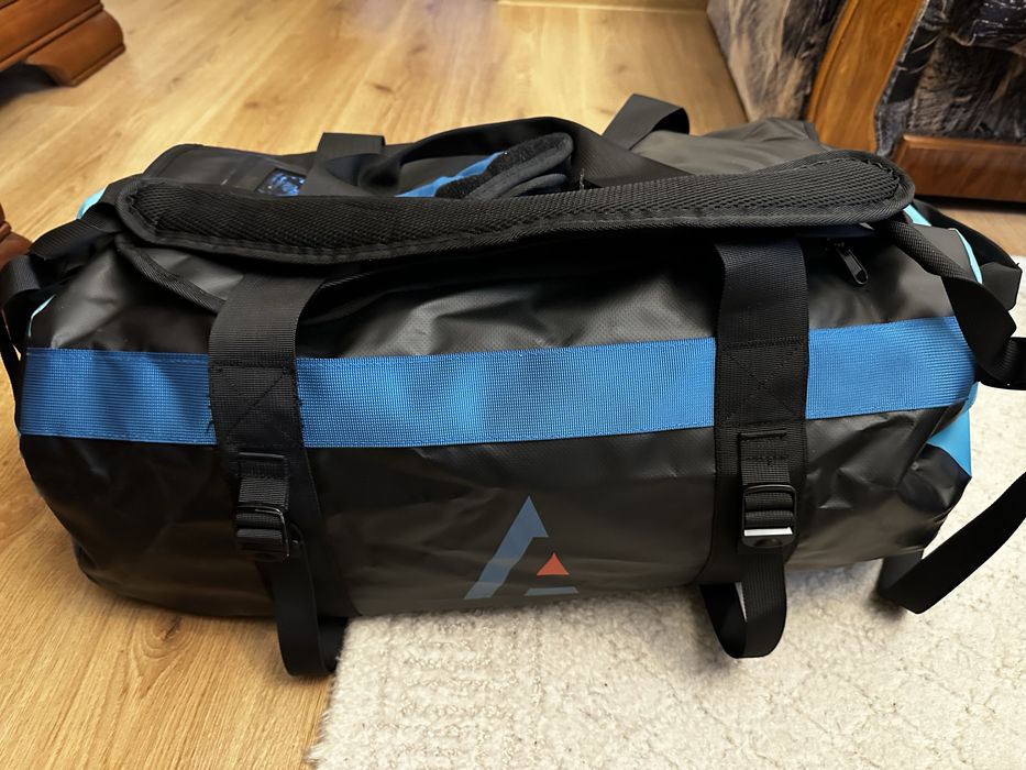 Geanta de mana offshore  impermeabila , noua , cu organizator