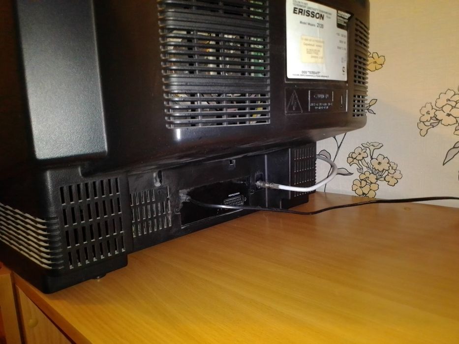 Продам телевизор