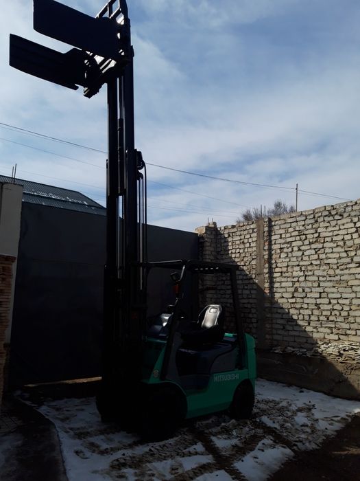 Автопогрузчик (кара,auto kara, kara) Митсубиси FD 18 с дизелном двигат