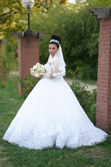 Rochie mireasa de vanzare