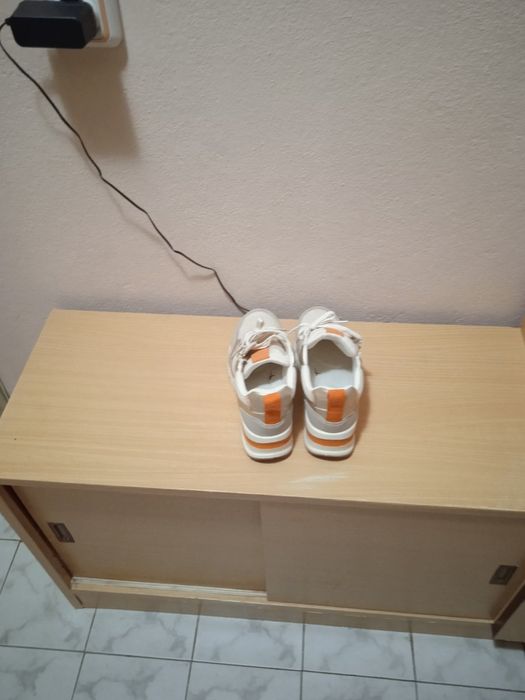 Дамски маратонки