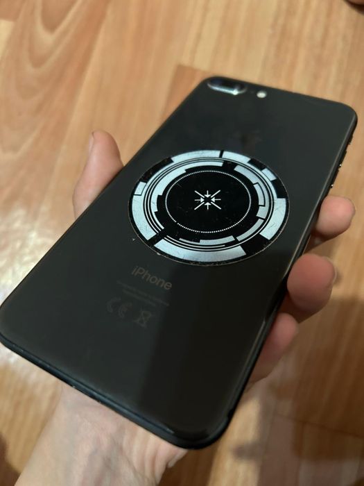 IPhone 8 plus……..