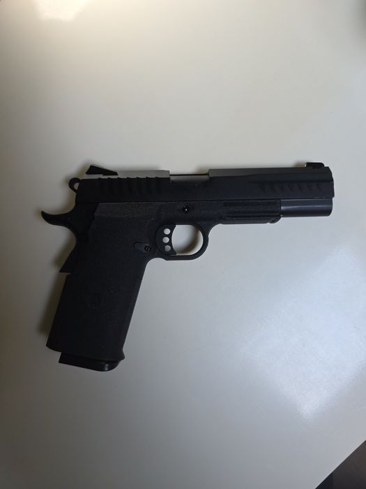 Реплика пистолет за Airsoft KJ Works KP-08