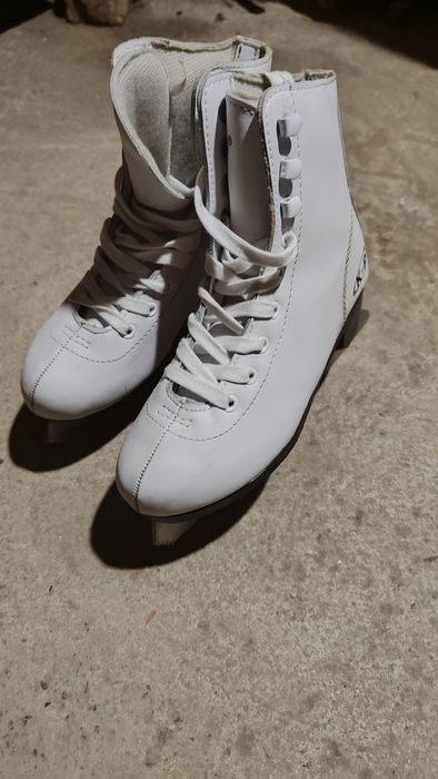 Коньки детские 33 размер