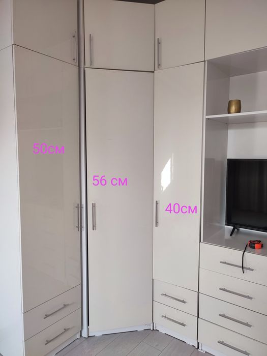 Продам шкаф 2.7 высота