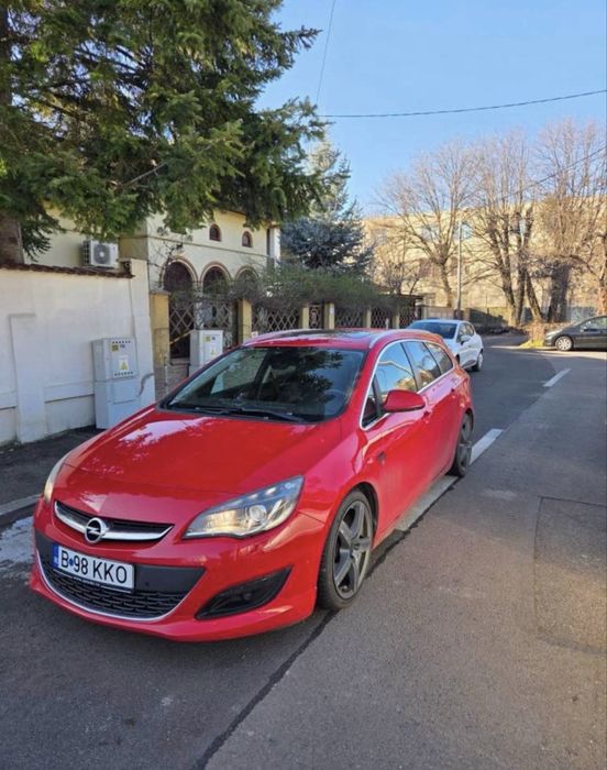Opel astra j sport tourer 2014
