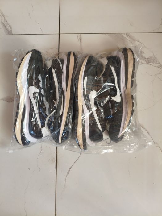 Продам кроссовки Nike sacai