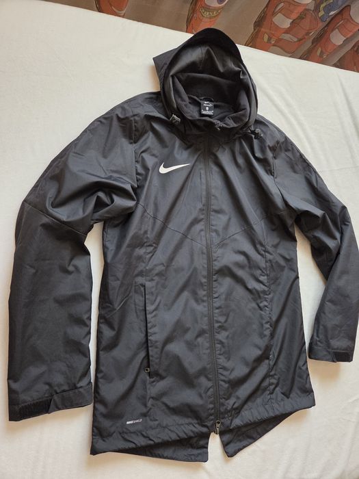 Nike shield m ветровка найк
