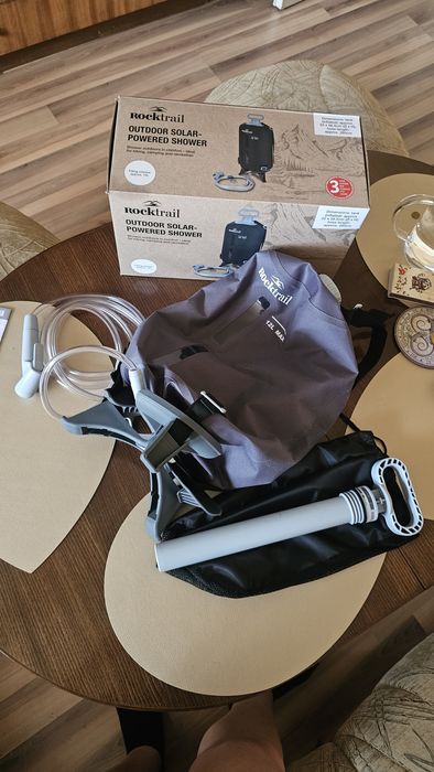 Къмпинг соларен душ Rocktrail 12L – нов