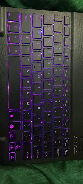 Tastatura Bluetooth