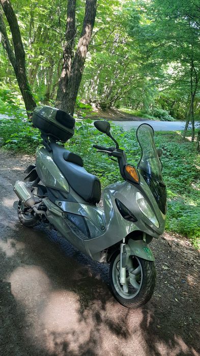 Scuter 250 .Malaguti Majestic răcire pe apa.