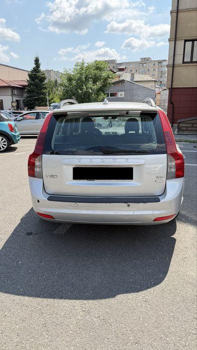 VOLVO V50 2010 — imagine 2