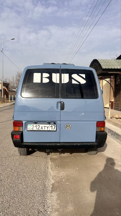 Продается бусик т4