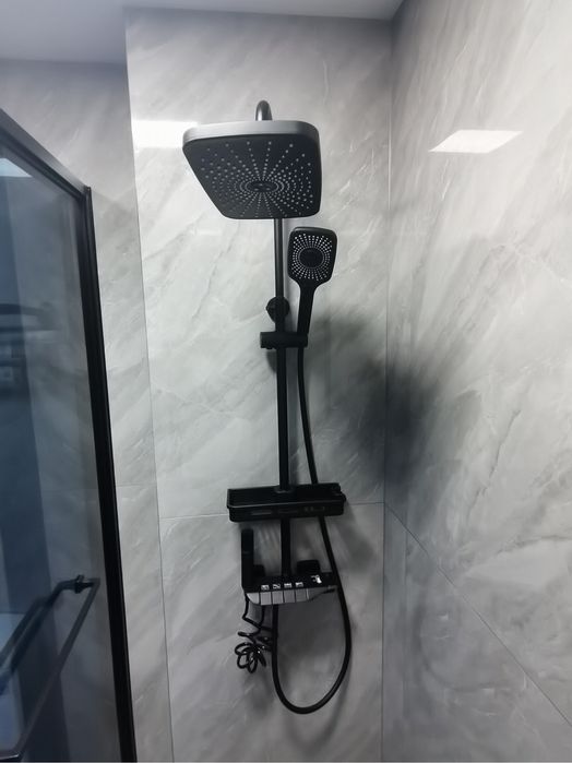 Душевая гарнитура 4 в 1 с термостатом