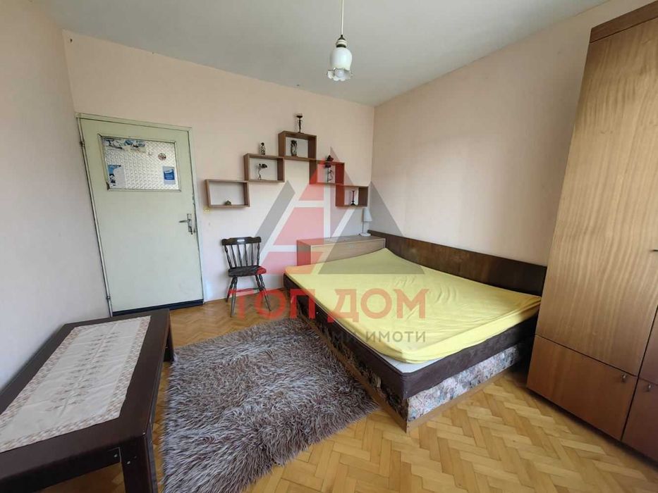 Дава се под наем Тристаен апартамент в Варна, Левски - 75 кв.м за 408 € - Снимка #4