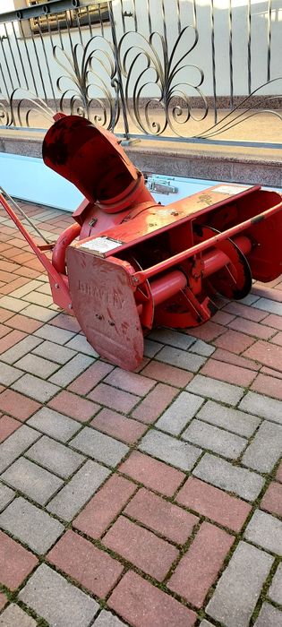 Freza de zăpadă benzina