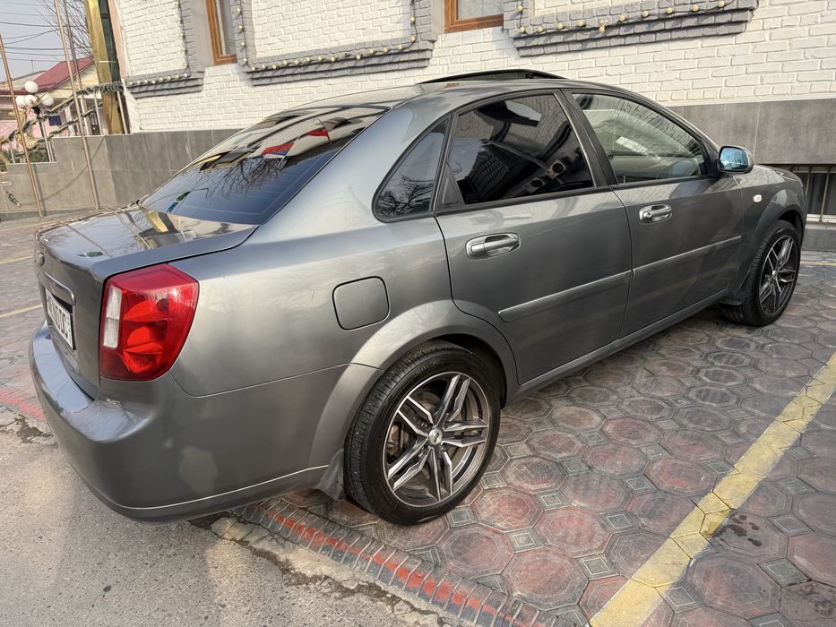 Ласетти 2013 год автомат