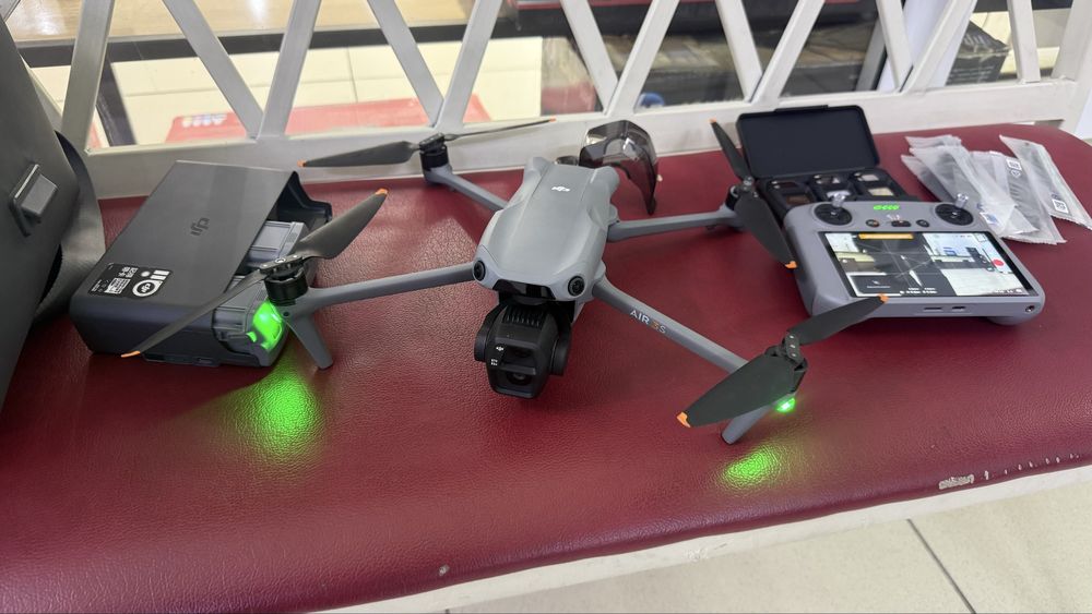 Dji air 3s отличном состояние