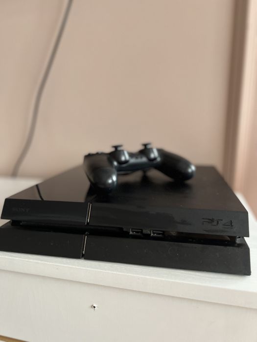 PlayStation 4  500Gb