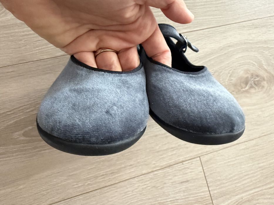 Balerini Zara catifea marimea 30