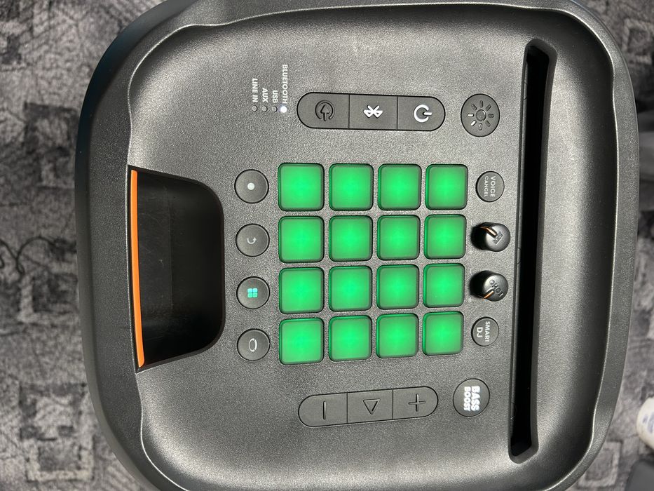 Jbl partybox 1000 1100watt