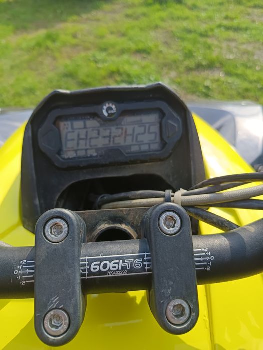 Se vinde ATV can am renegate de 1000cc