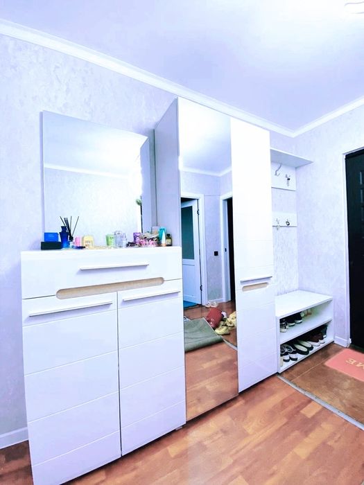 Продается прихожая трансформер