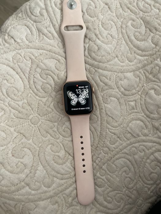 Apple watch 5 , 40 mm