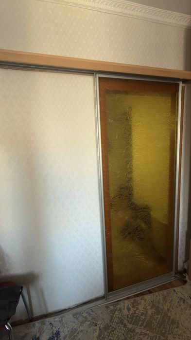 Двери стеклянные