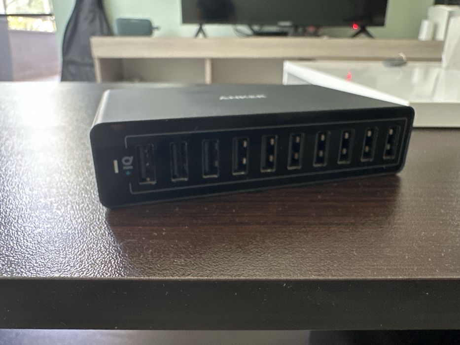 Anker PowerPort 10, 60W-USB зарядно с 10 USB-A извода