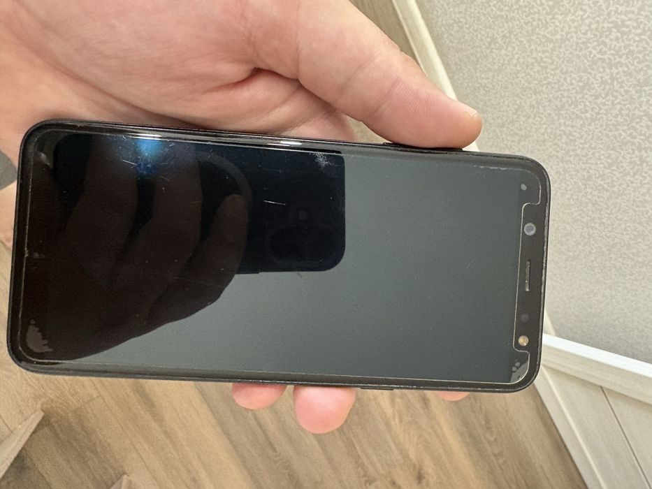 Продам Самсунг Галакси А6 2018 года!!!