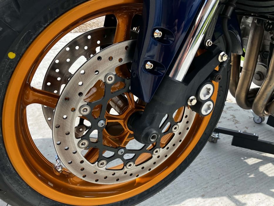 Yamaha FZ1 2006 перфектен !!!