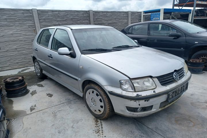 Capac culbutori Volkswagen VW Polo a 3-a generatie 6N