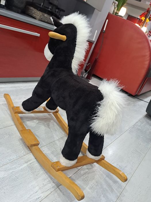 Люлеещо конче със звук