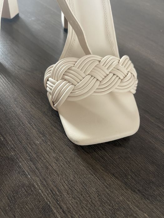 Сандали/ чехли Stradivarius, Reserved на среден ток