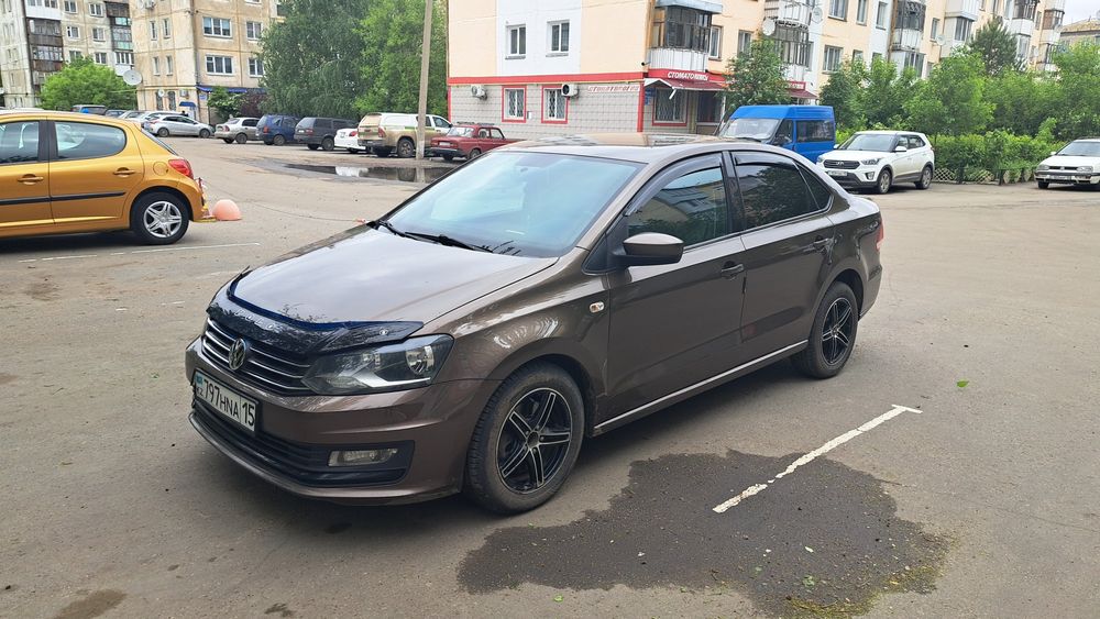 Срочно продам Фольксваген поло.