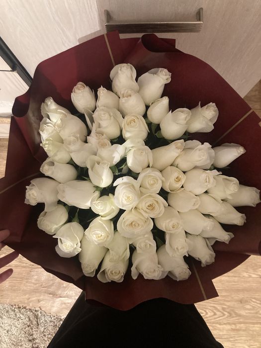 срочно продаю букет свежие метровые очень красивые