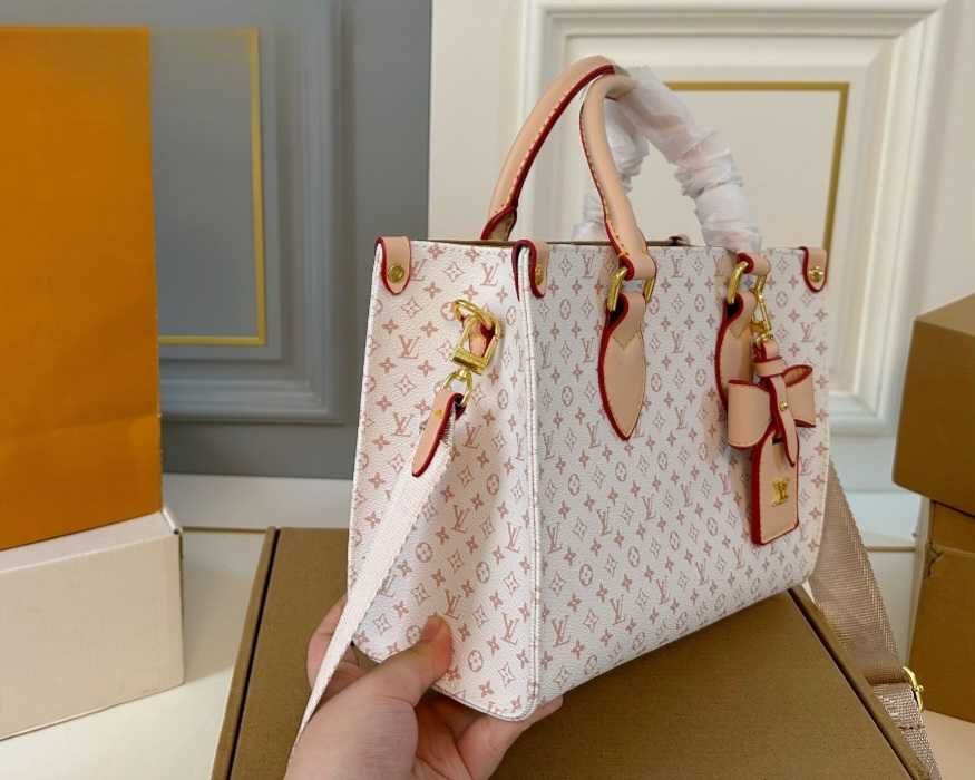 Дамска чанта Louis Vuitton