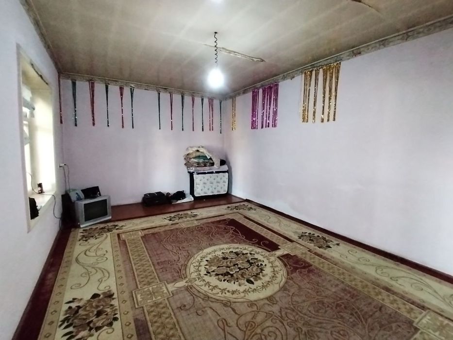 Yangiyo‘lda 4.8 sotixli uy sotiladi