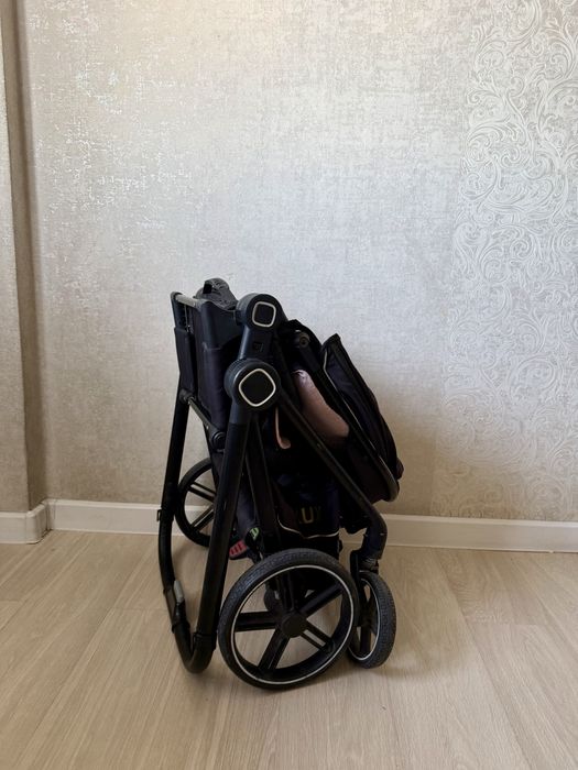 Продаю б/у коляску