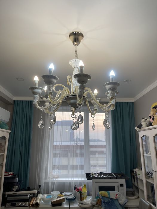 Люстра + один бра