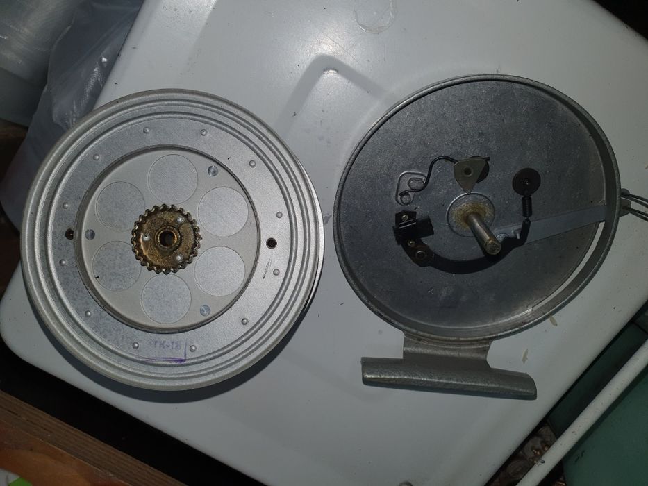 Челнок для плетения косынок,пауков,сетей