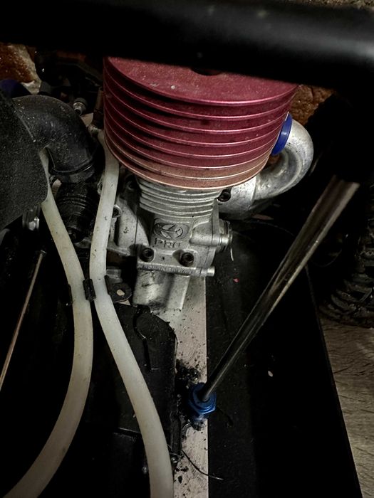 Masinuta cu telecomanda nitro rc car 1/8 tunder tiger mta4 s50