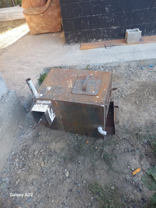 Продам печь на твердом топливе