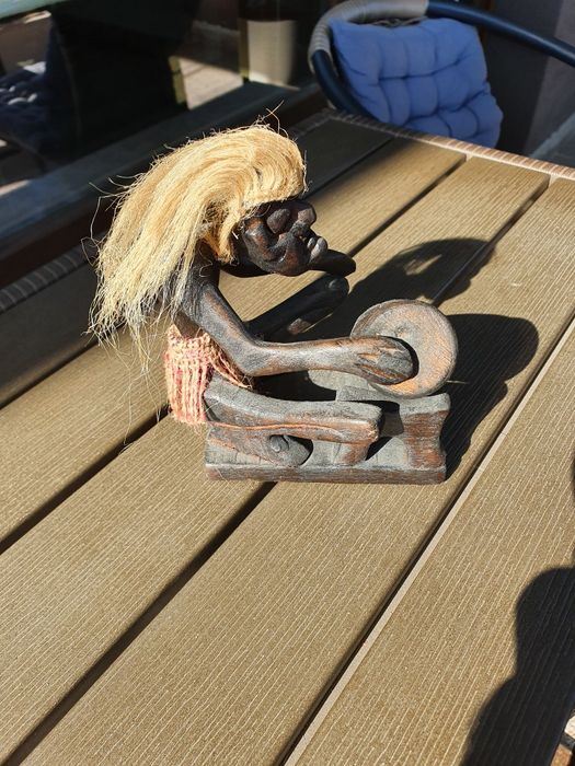 Декоративна фигурка