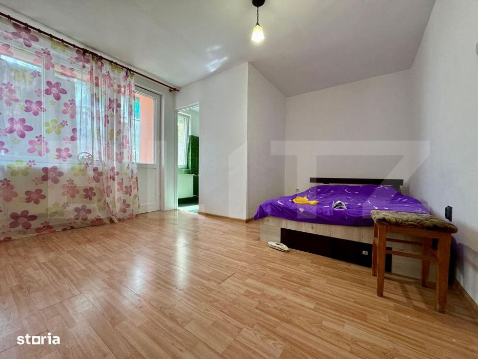 Garsoniera cu balcon inchis, etaj 1, zona Rogerius