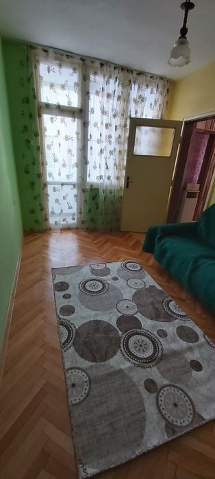 Дава се под наем Тристаен апартамент в Разлог - 75 кв.м за 350 € - Снимка #2