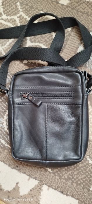 Мъжка чантичка като нова